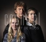 01-02-2010 Derk Bolt and children at studio in Amsterdam, by order of JM Magazine.

[keywords]Posed, Headshot, Eyecontact[/keywords]